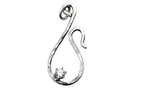 Moesmycken.se - Handgjorda ringar, halsband och örhängen - Halsband Droppe med blänk