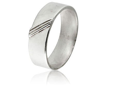 Moesmycken.se - Handgjorda ringar, halsband och örhängen - Ring Diagonal